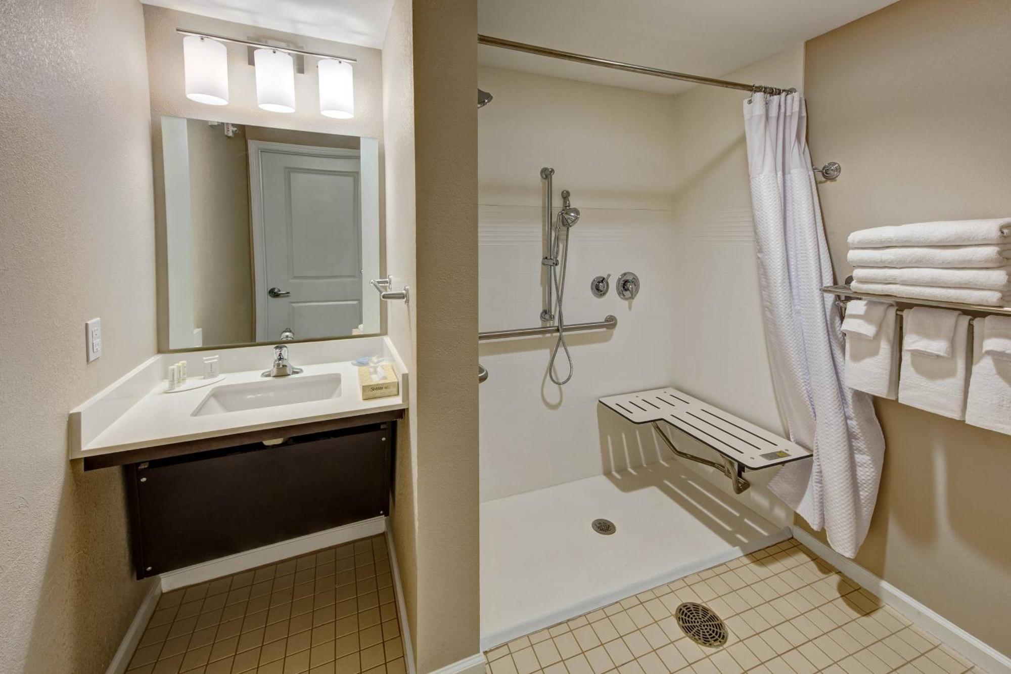 Towneplace Suites By Marriott Auburn University Area Exterior photo
